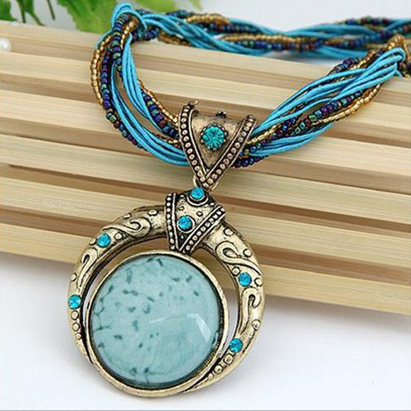 Collar bohemio con dije