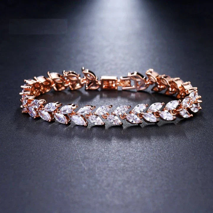 Nemorina Foliora Bracelet | White Gold