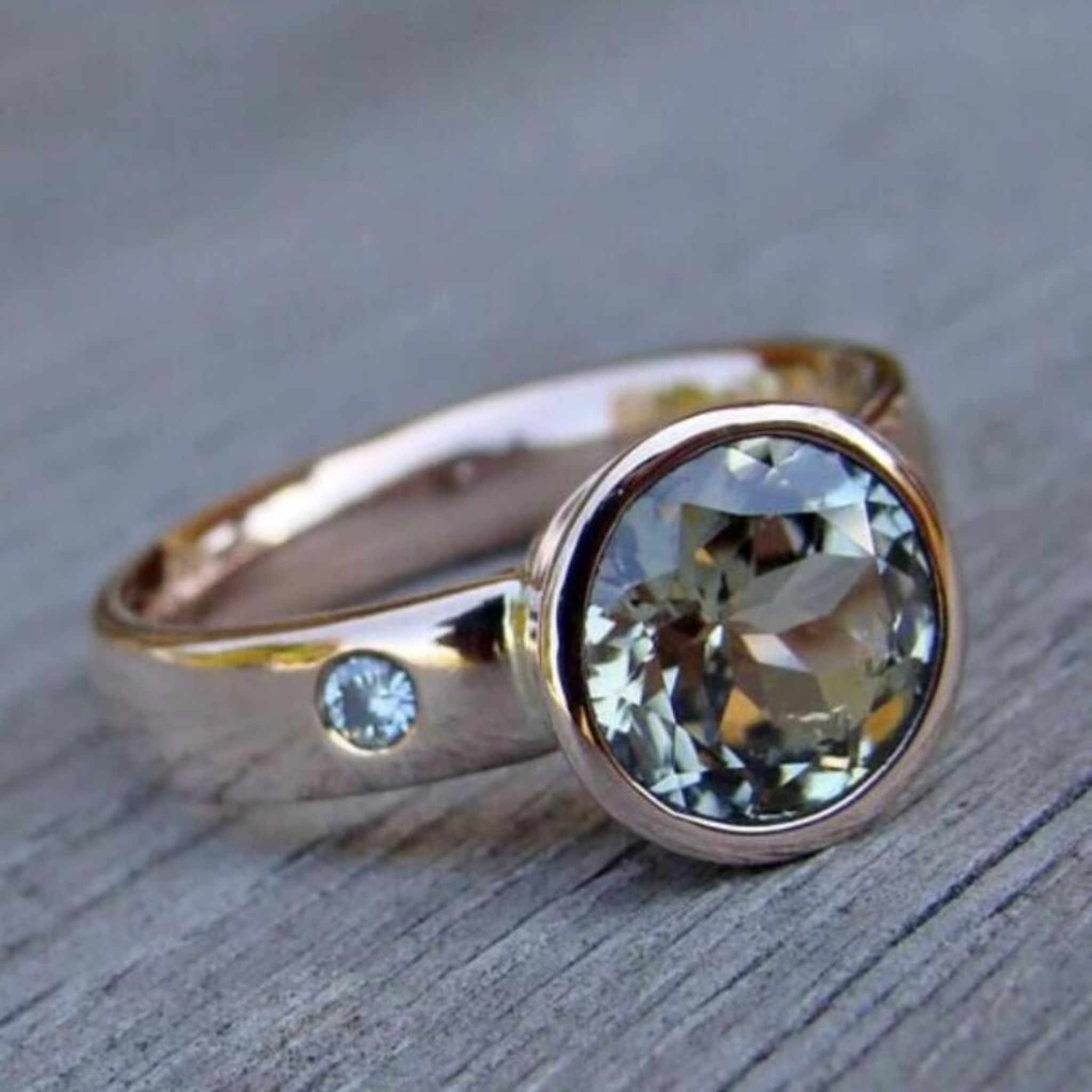Vintage Fine Zirconia Forged Ring