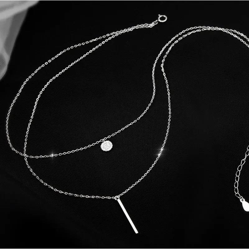 Collar de doble capa en plata de ley