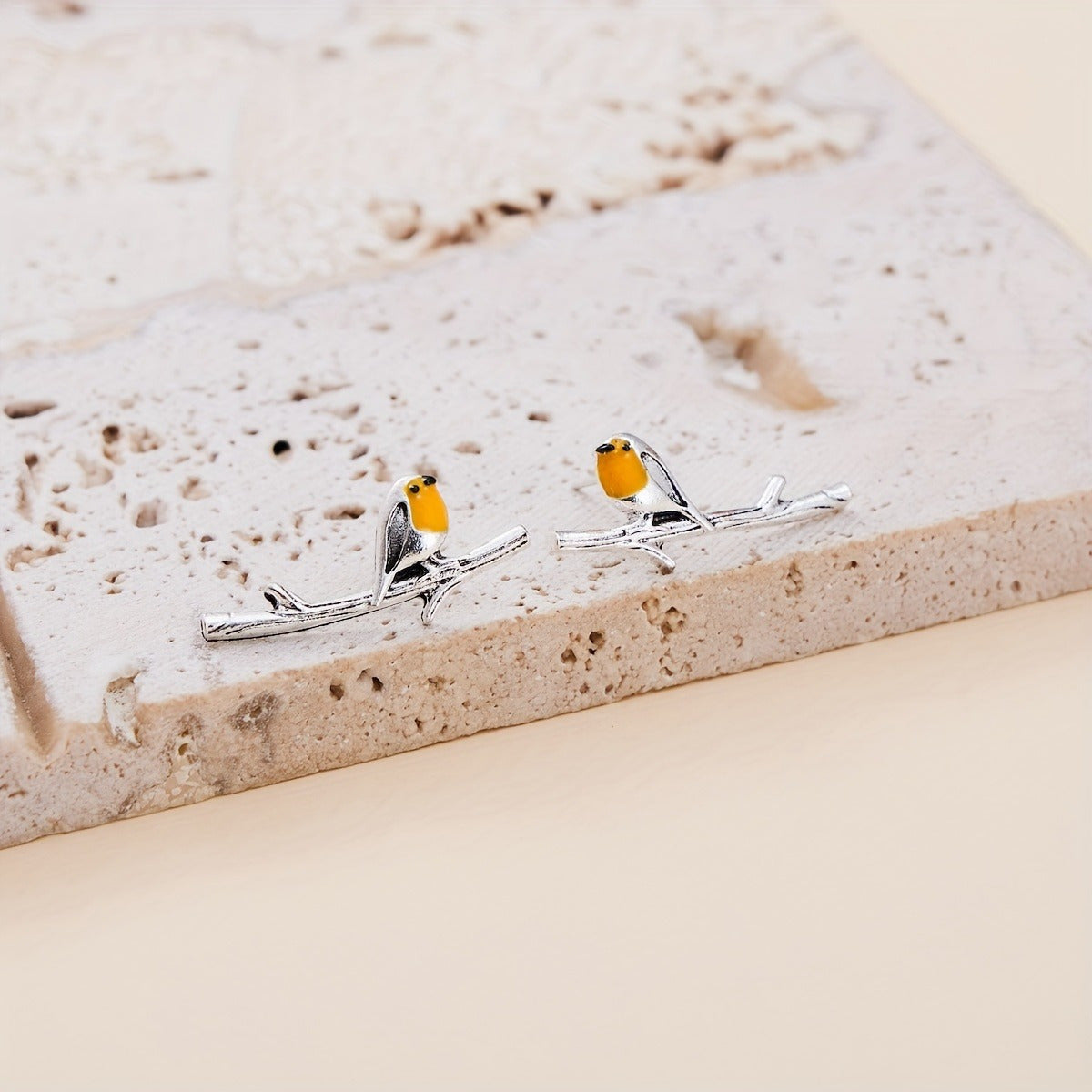 Aretes de pájaro estilo caricatura