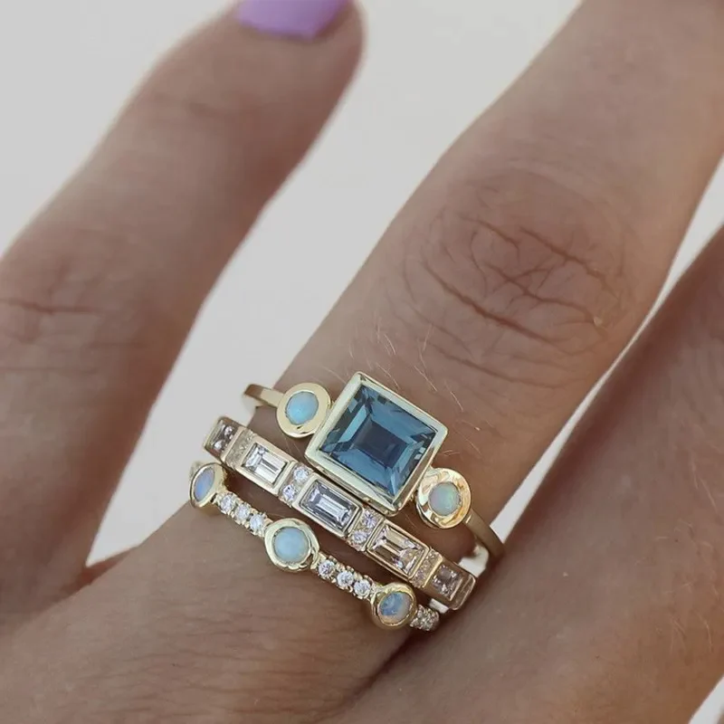 Juego de anillos vintage Ocean con cristal azul