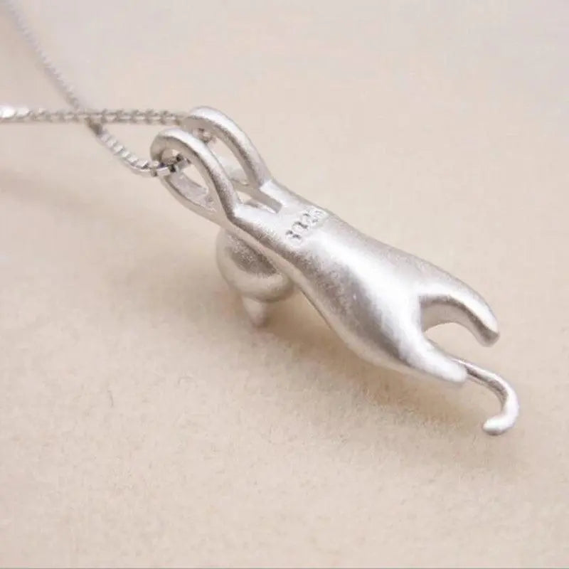 Collar juguetón de gatito en plata esterlina 925