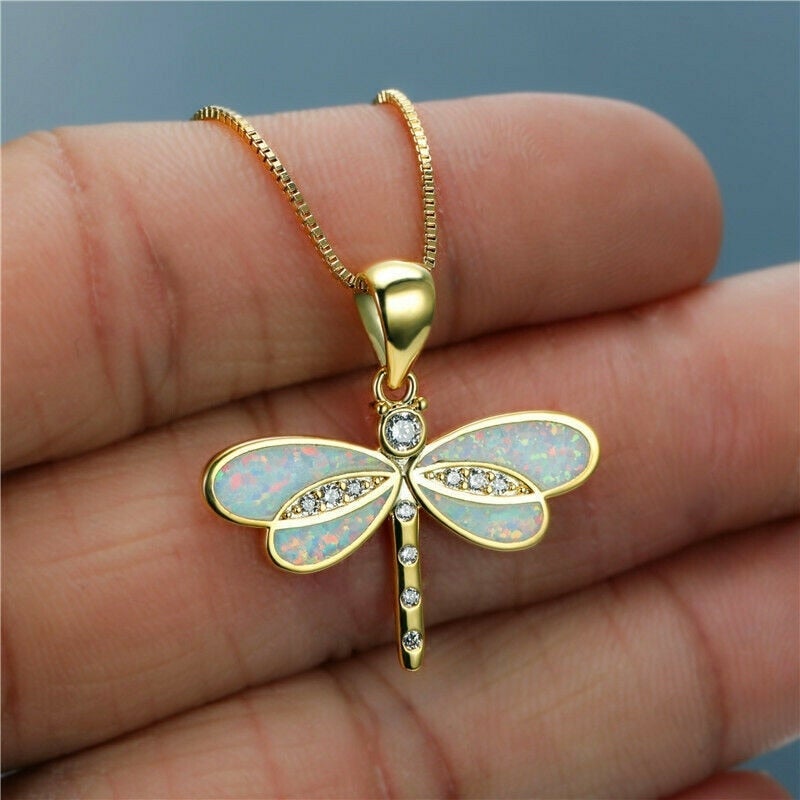 Collana con libellula dorata e opale