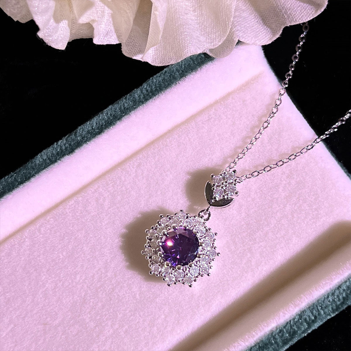 Livia Amethglace Set | White Gold
