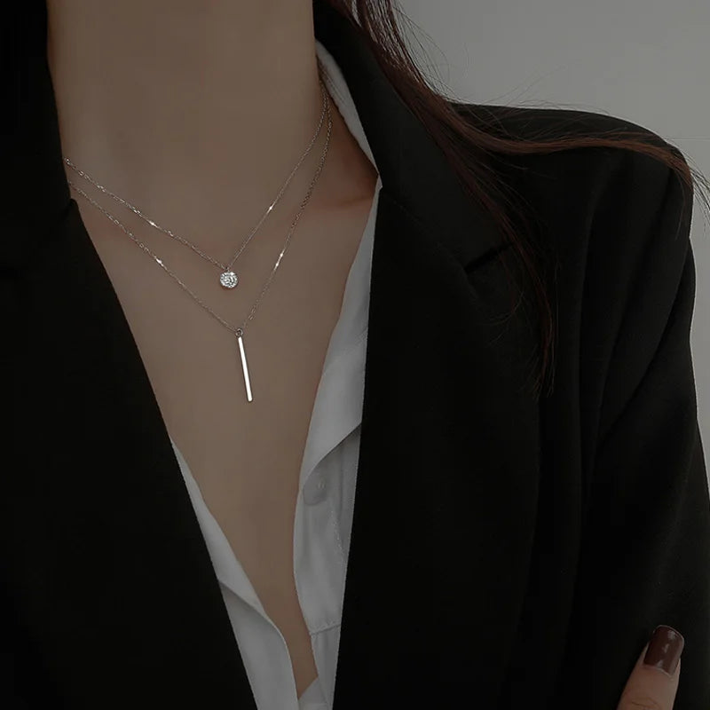 Collar de doble capa en plata de ley