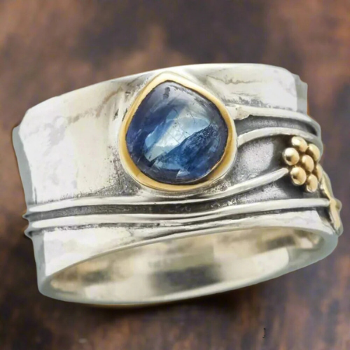 Anillo bohemio espíritu libre con piedra preciosa