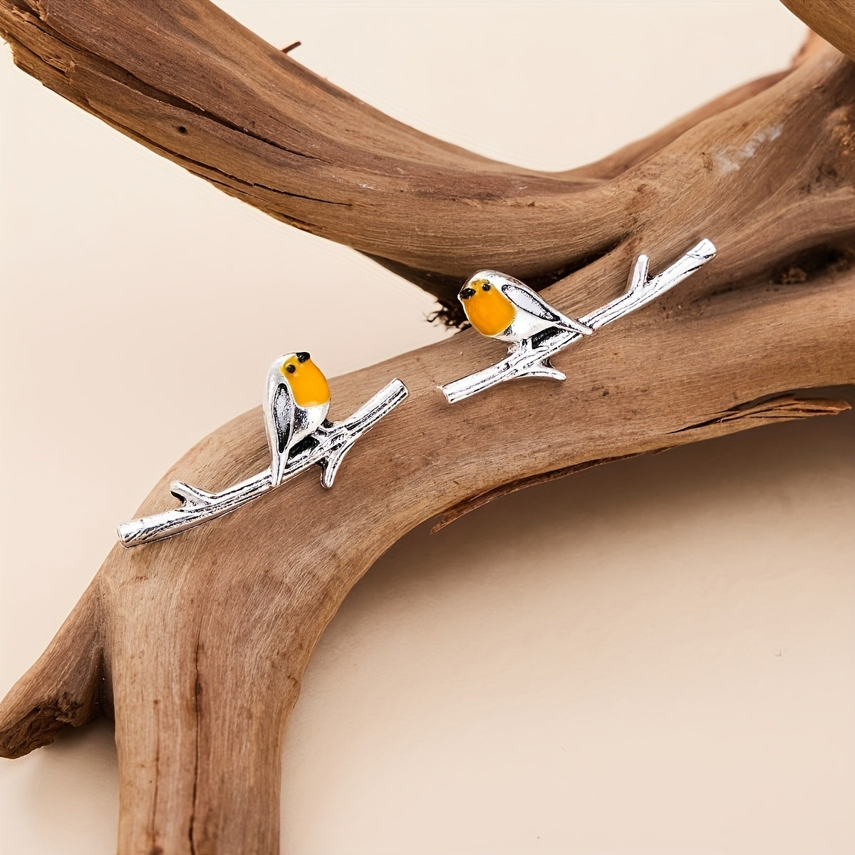 Aretes de pájaro estilo caricatura