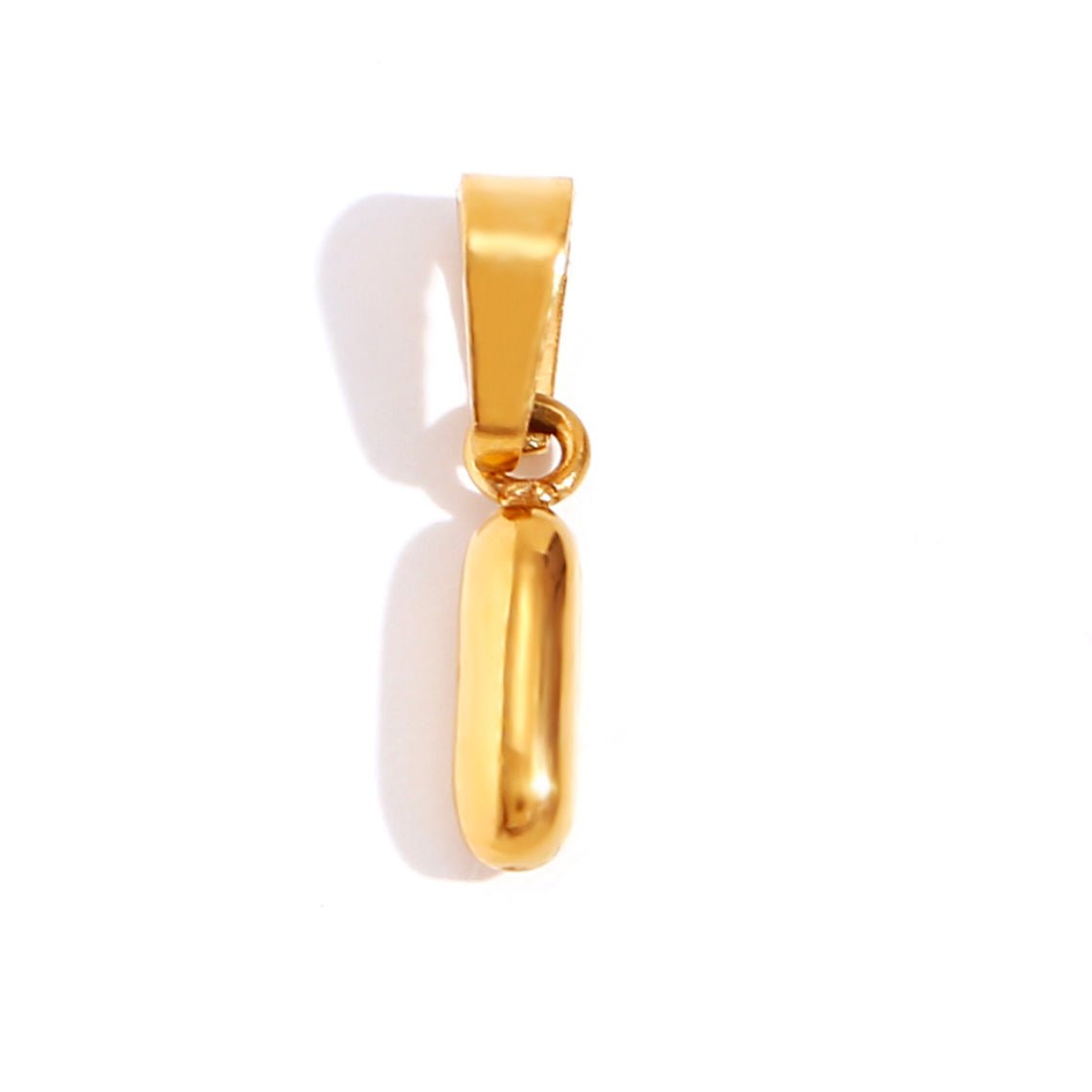 Collar chic con letra estilo burbuja