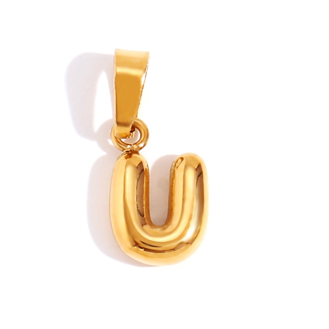 Collar chic con letra estilo burbuja