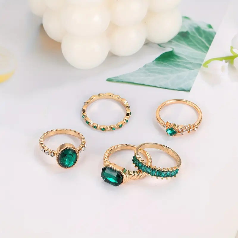 Set de anillos Zarina con exquisitas esmeraldas