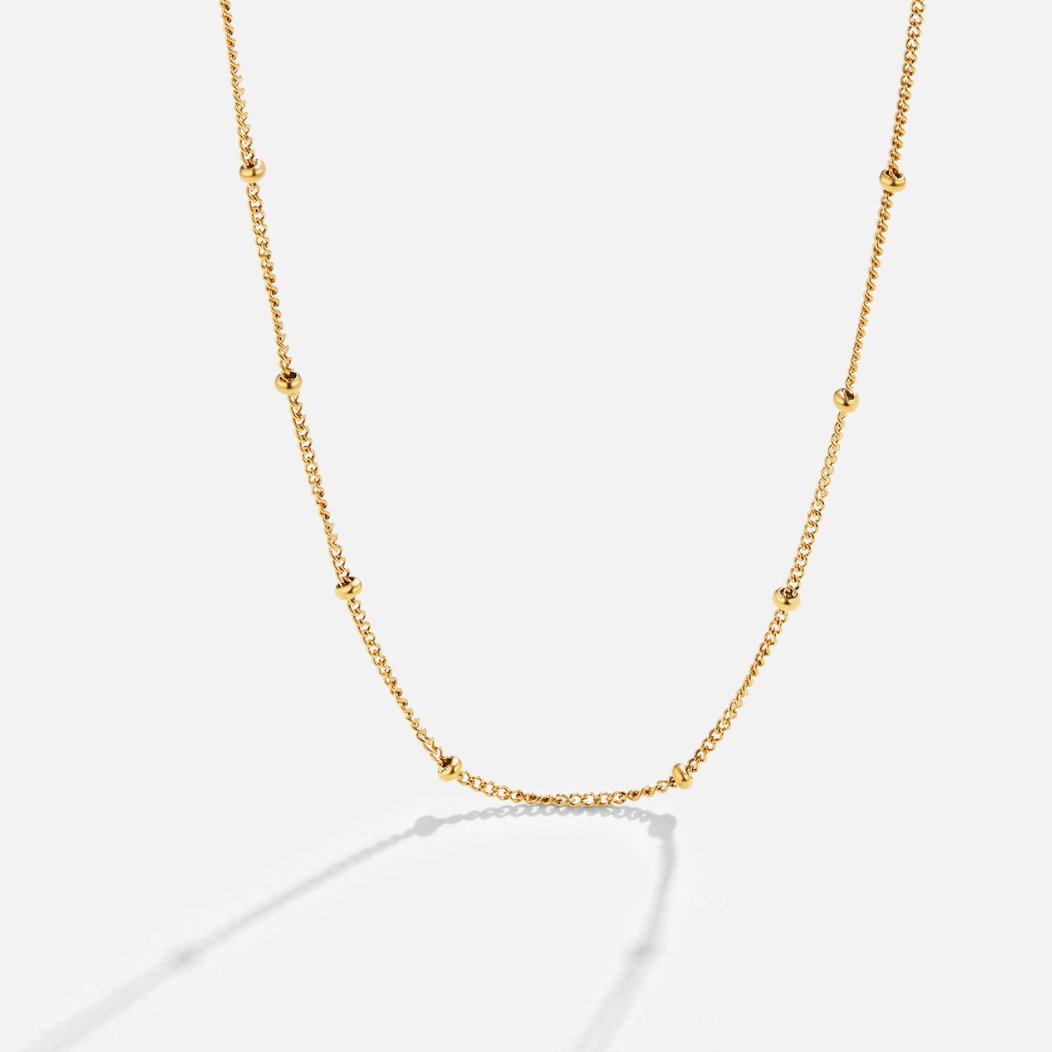 Collar chic de oro